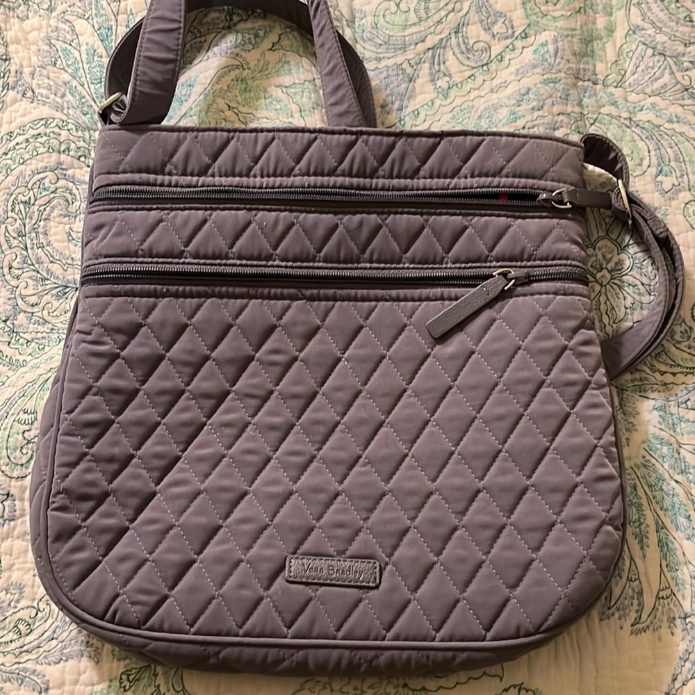 EUC Vera Bradley gray crossbody bag